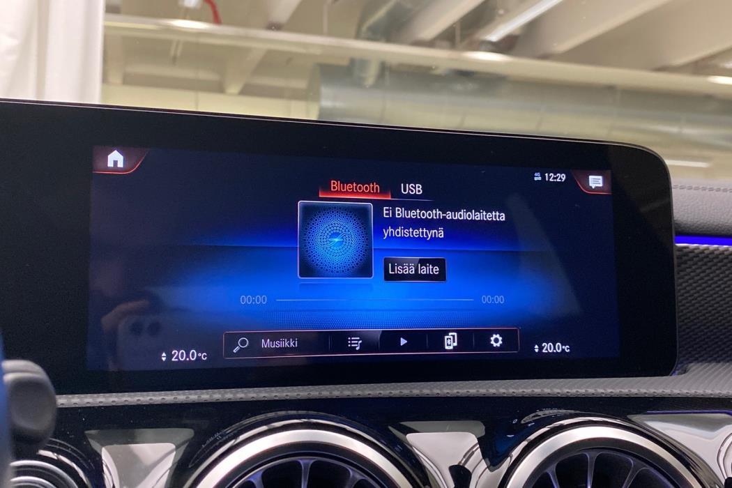 MERCEDES-BENZ CLA 2021