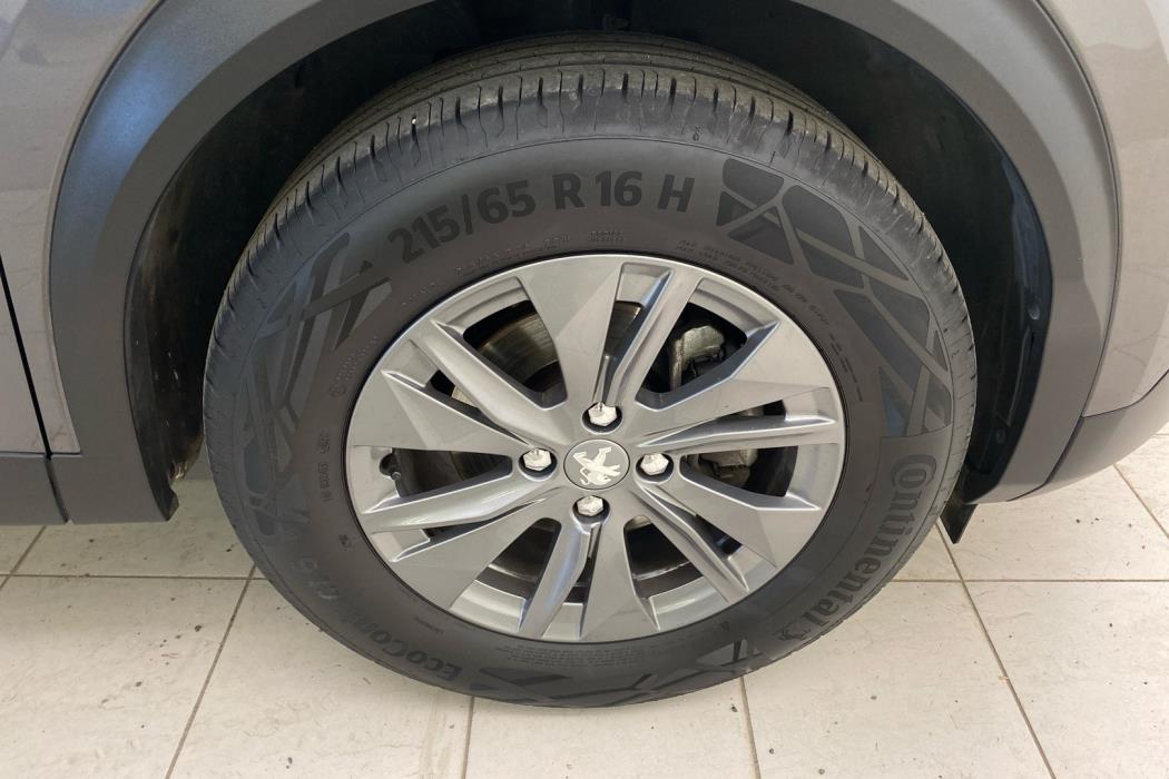 PEUGEOT 2008 2021