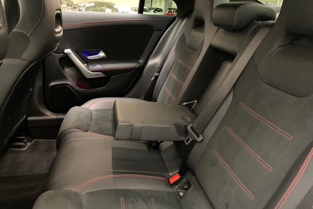 MERCEDES-BENZ CLA 2021