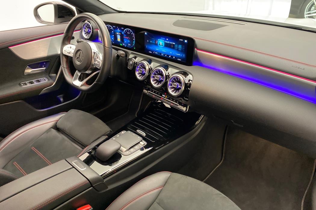 MERCEDES-BENZ CLA 2021