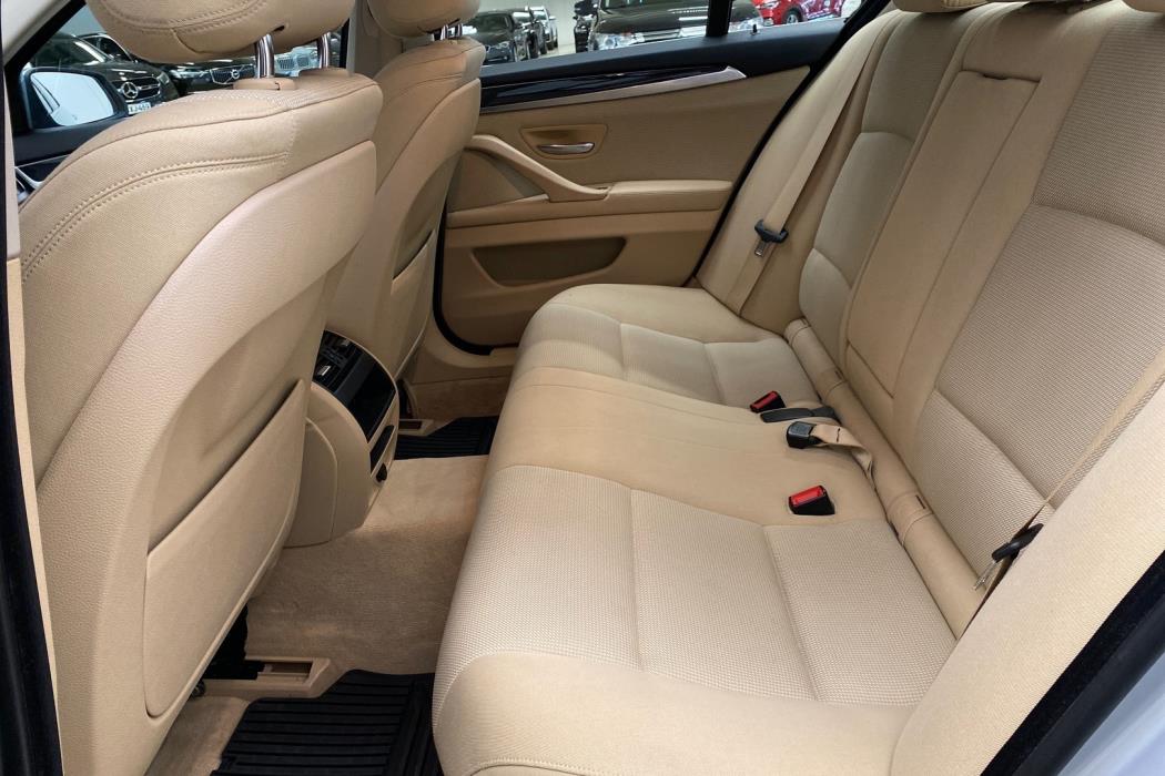 BMW 520 2015