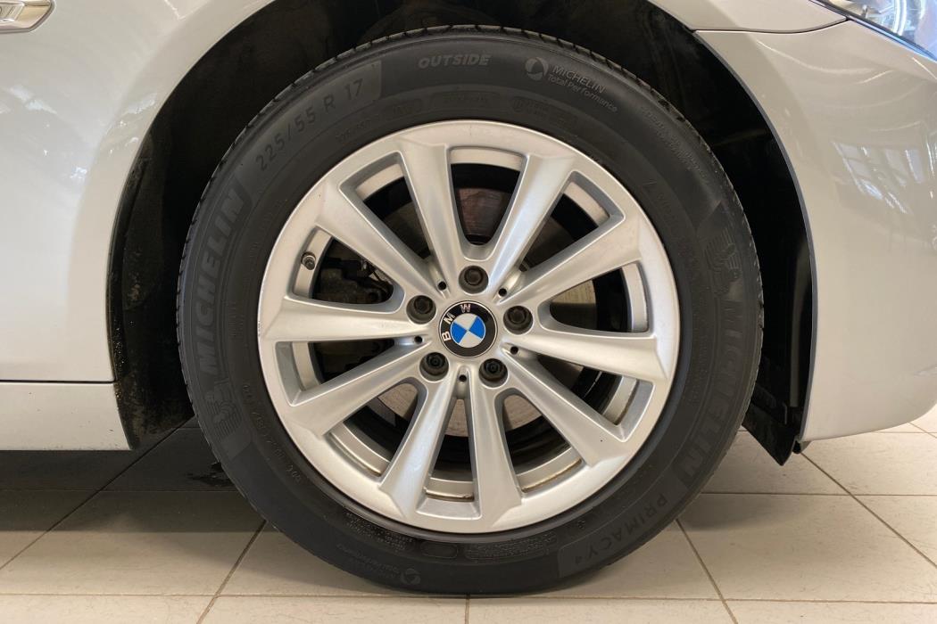 BMW 520 2015