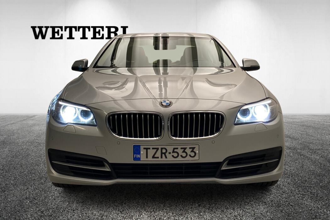 BMW 520 2015