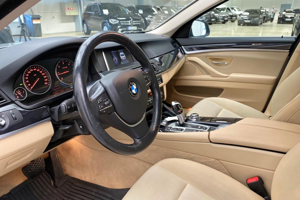 BMW 520 2015