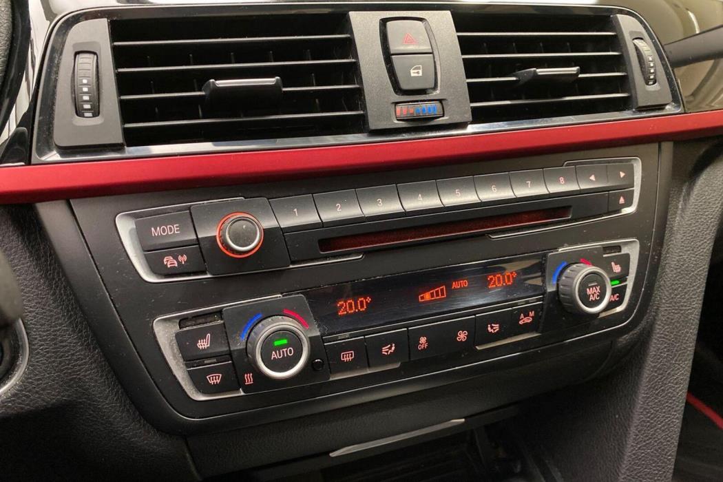 BMW 320 Gran Turismo 2014