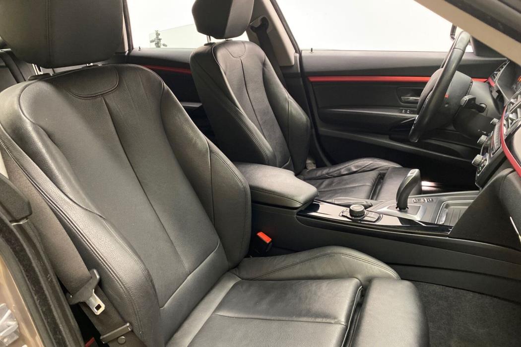 BMW 320 Gran Turismo 2014