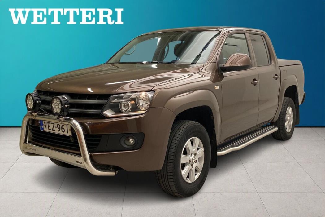 VOLKSWAGEN Amarok 2012