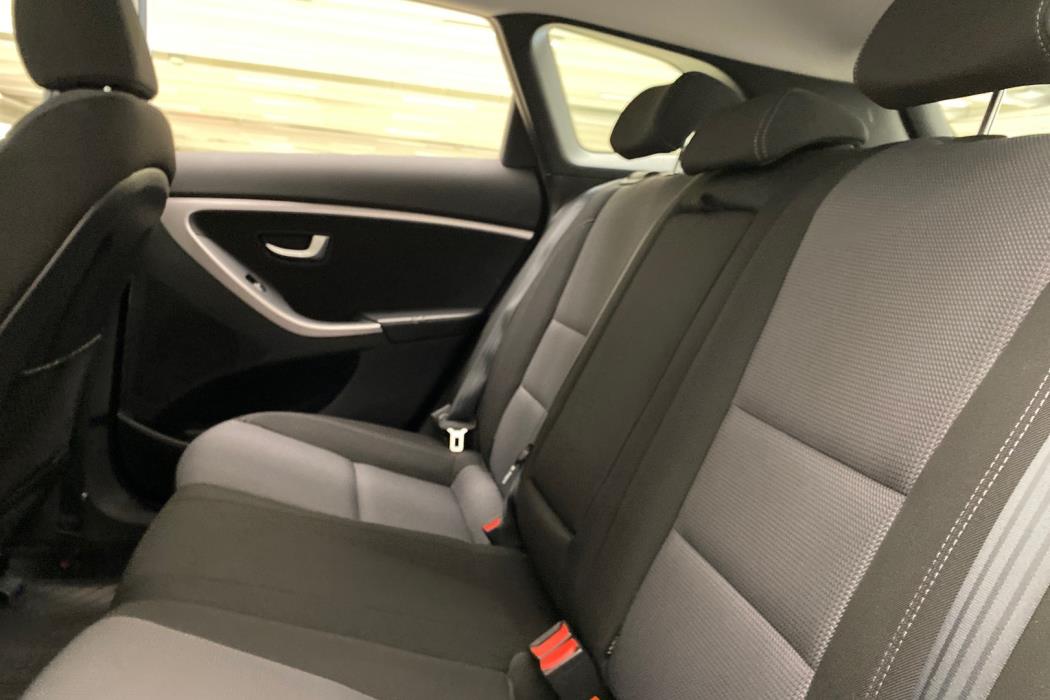 HYUNDAI i30 Wagon 2013