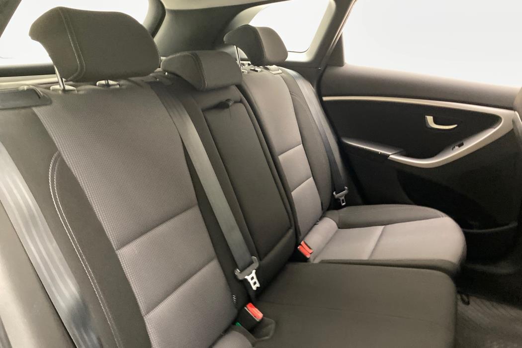 HYUNDAI i30 Wagon 2013