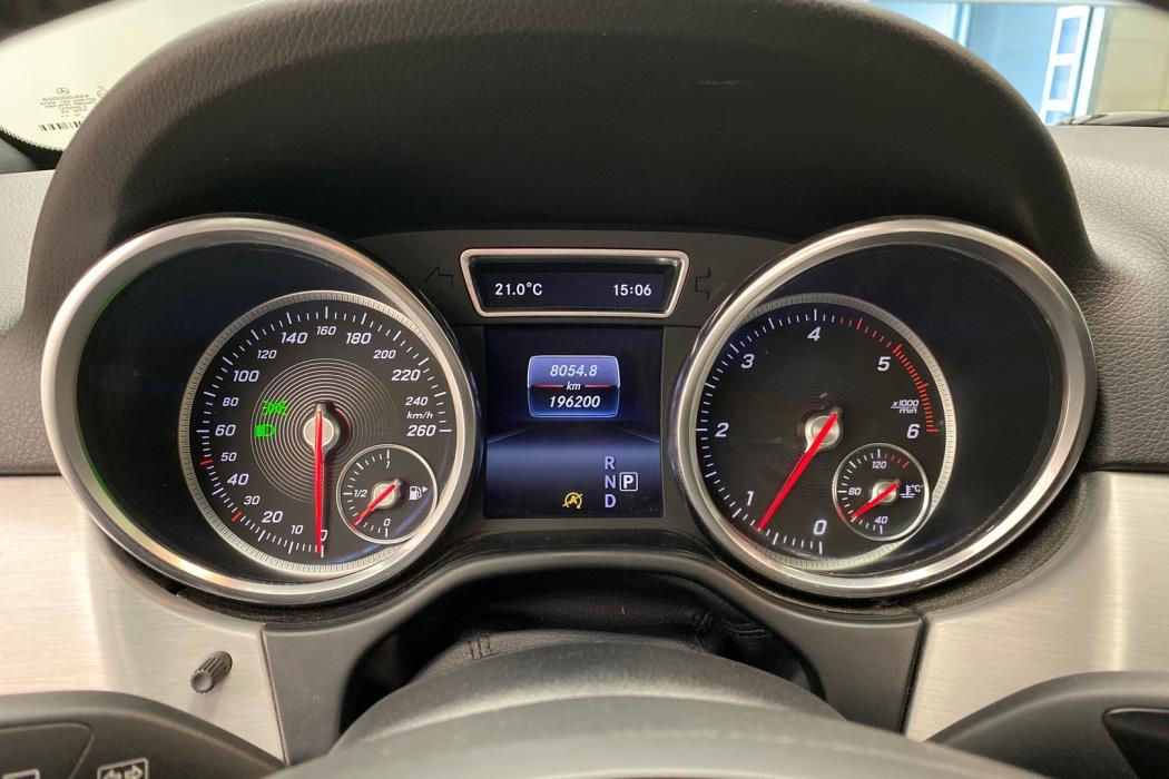 MERCEDES-BENZ GLE 2016