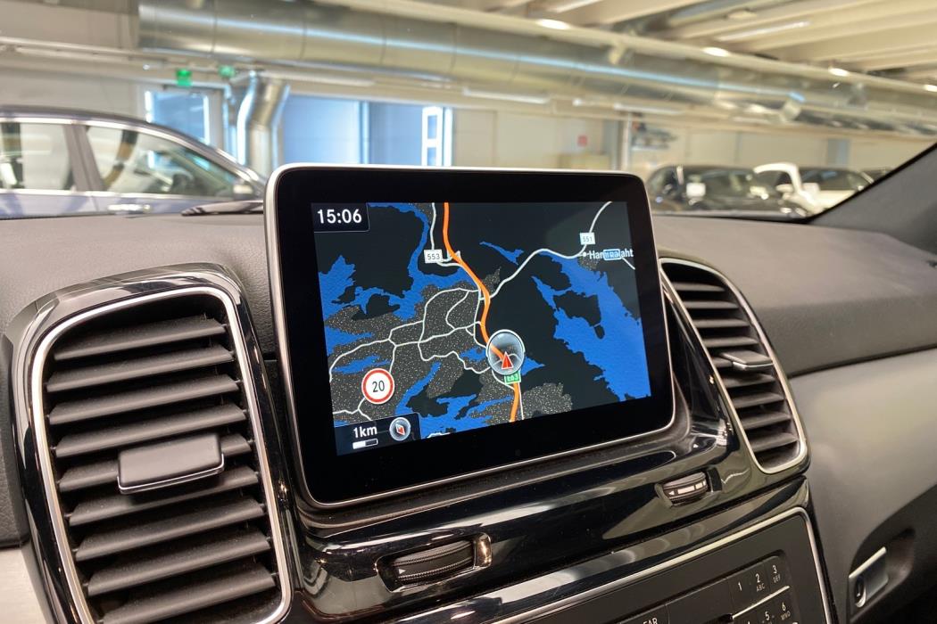 MERCEDES-BENZ GLE 2016