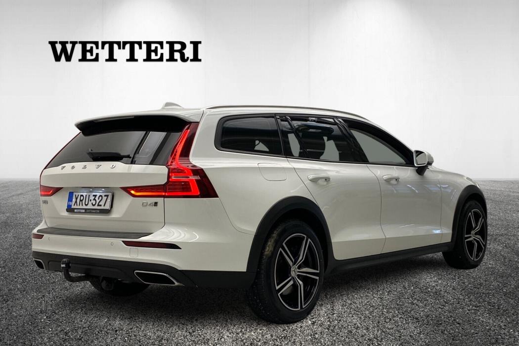 VOLVO V60 Cross Country 2019