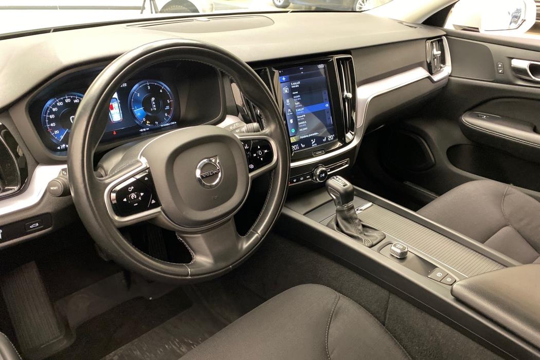 VOLVO V60 Cross Country 2019