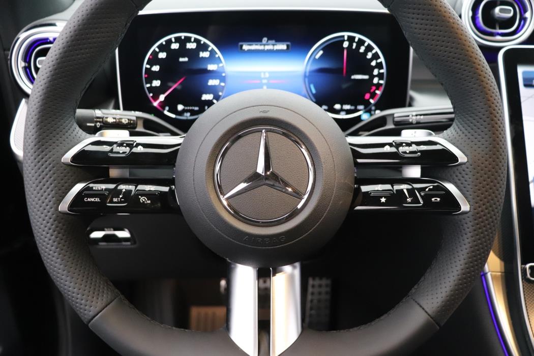 MERCEDES-BENZ GLC 2024