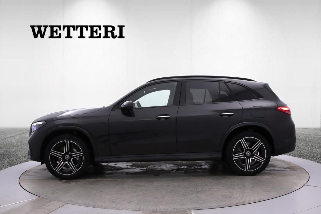 MERCEDES-BENZ GLC 2024
