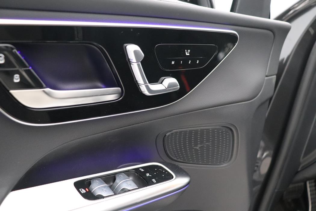 MERCEDES-BENZ GLC 2024