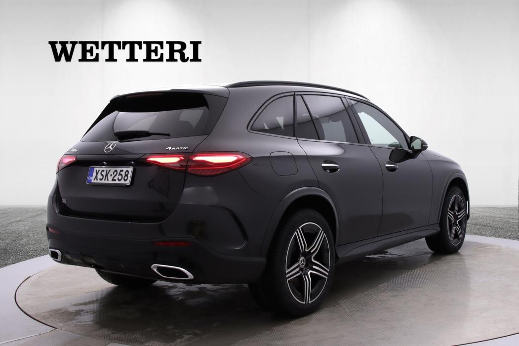 MERCEDES-BENZ GLC 2024
