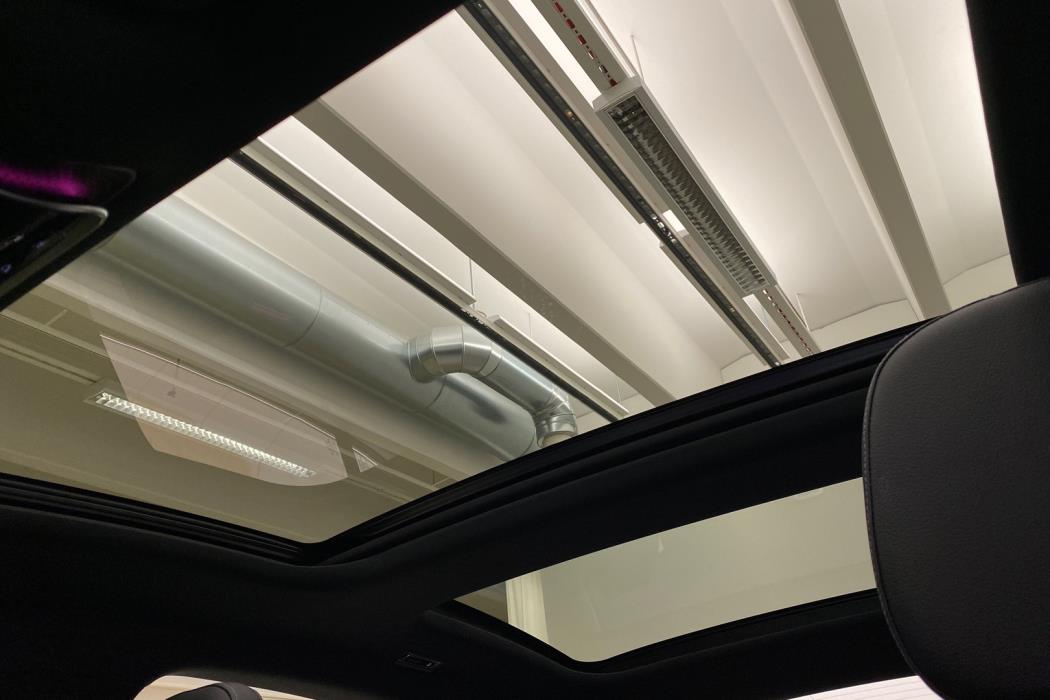 MERCEDES-BENZ EQE 2025