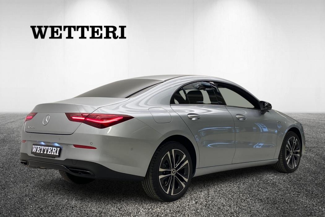 MERCEDES-BENZ CLA 2025