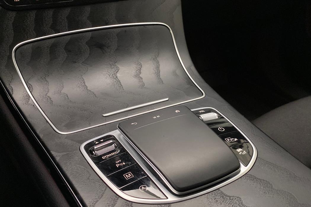 MERCEDES-BENZ GLC 2021