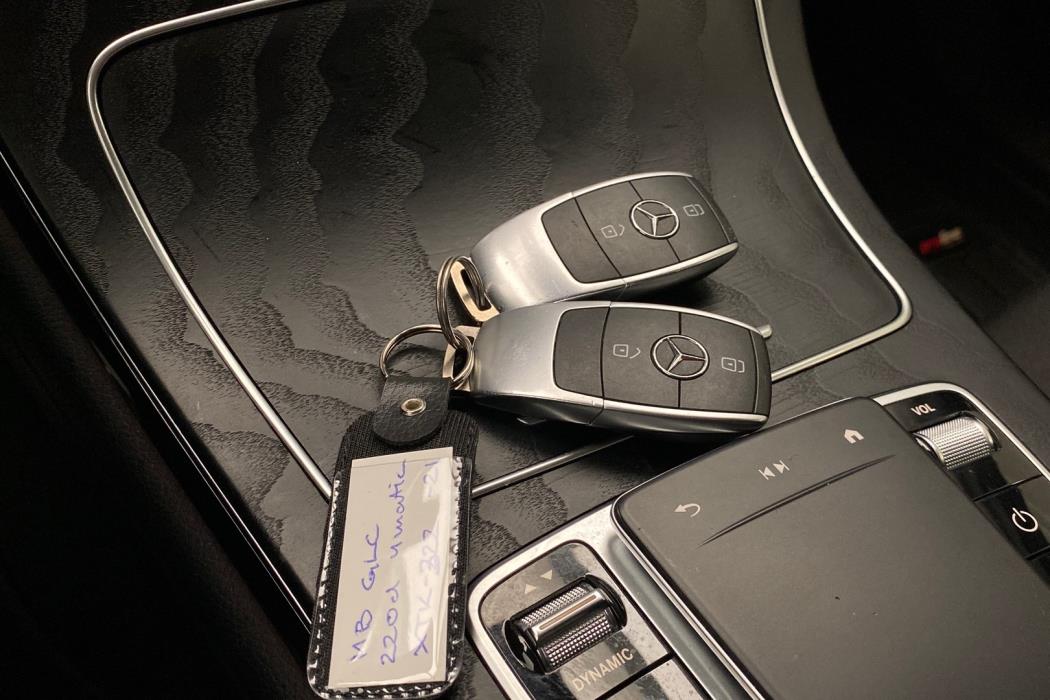 MERCEDES-BENZ GLC 2021