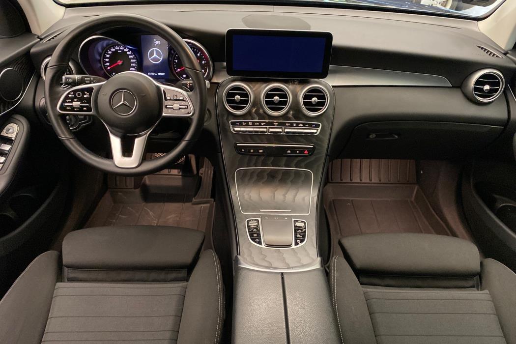 MERCEDES-BENZ GLC 2021