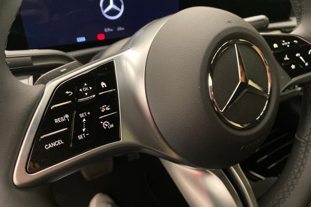 MERCEDES-BENZ CLA 2025