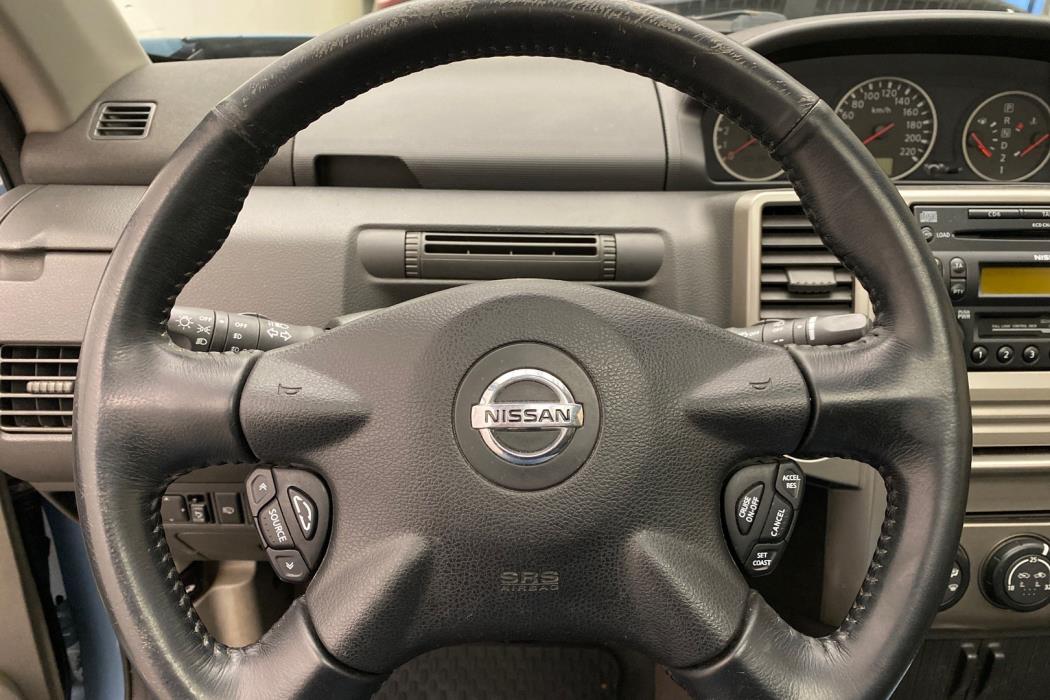 NISSAN X-TRAIL 2005