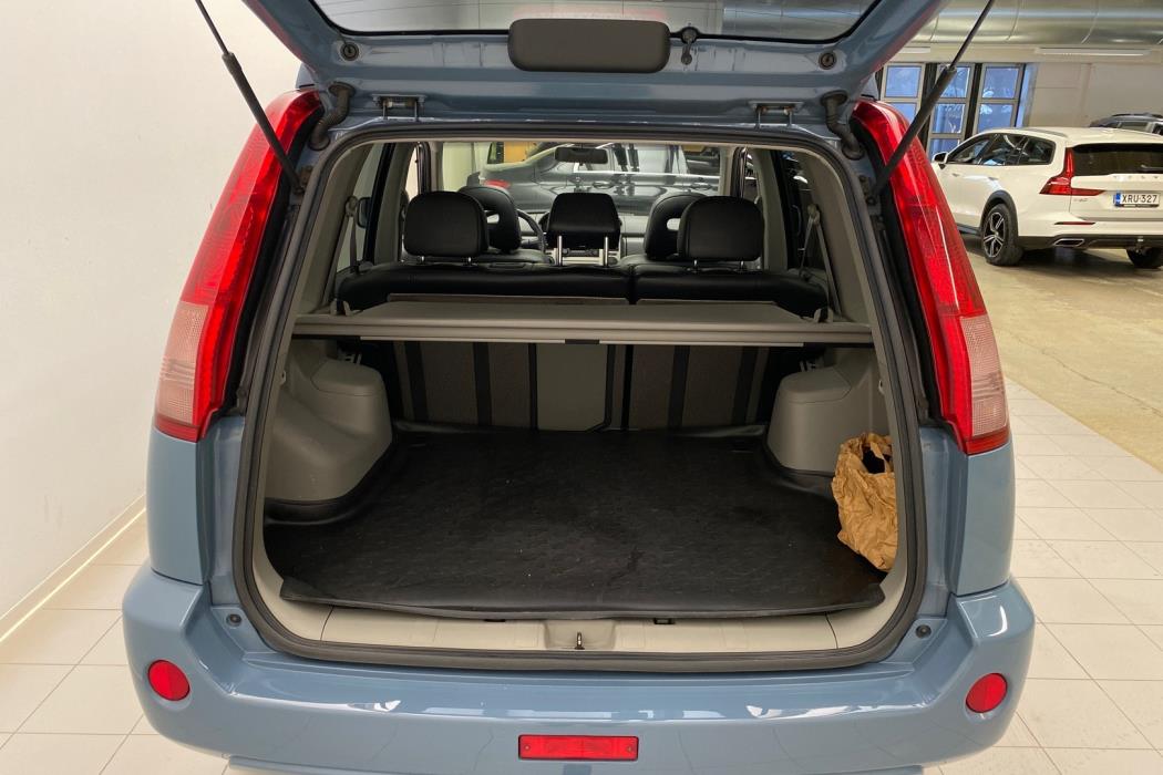 NISSAN X-TRAIL 2005