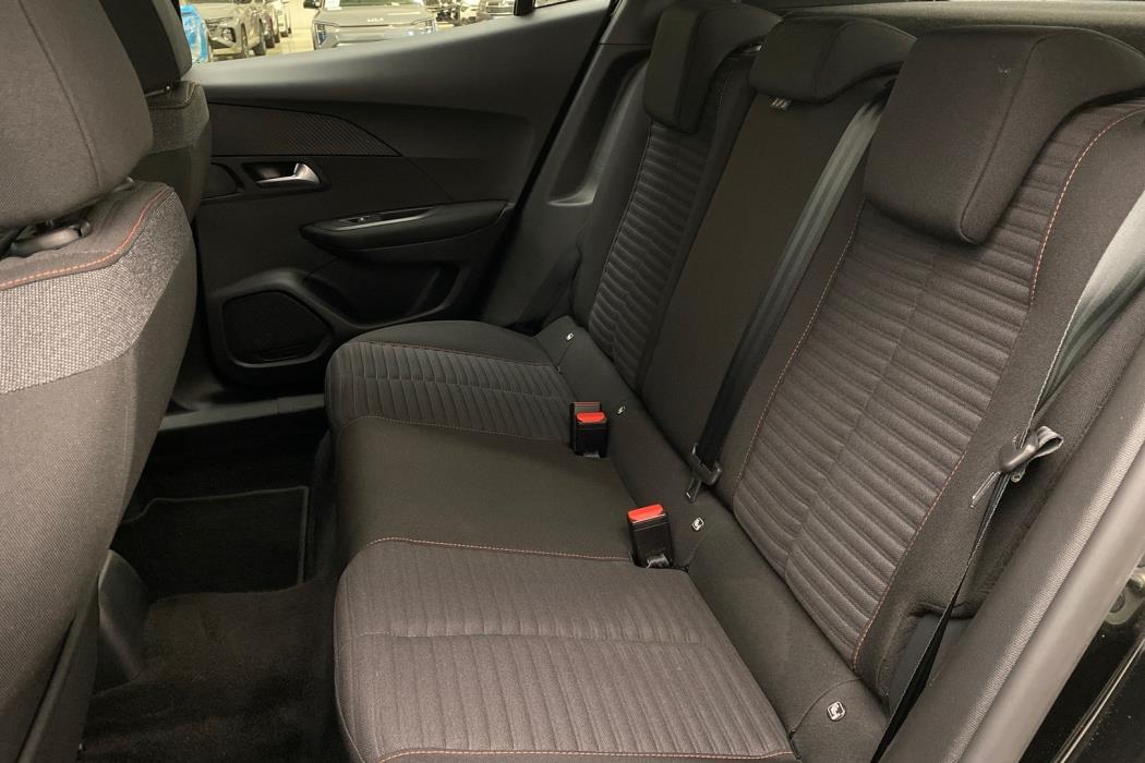 PEUGEOT 2008 2023