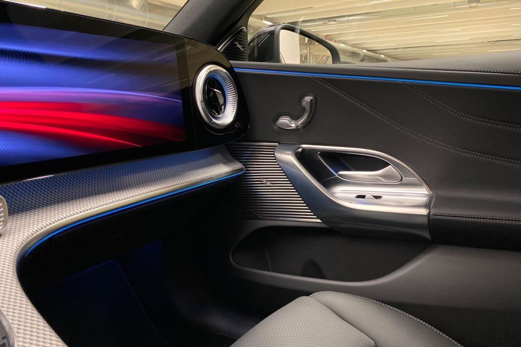 MERCEDES-BENZ C 2026