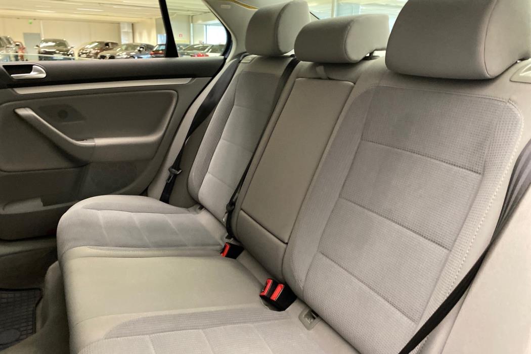 VOLKSWAGEN Jetta 2007