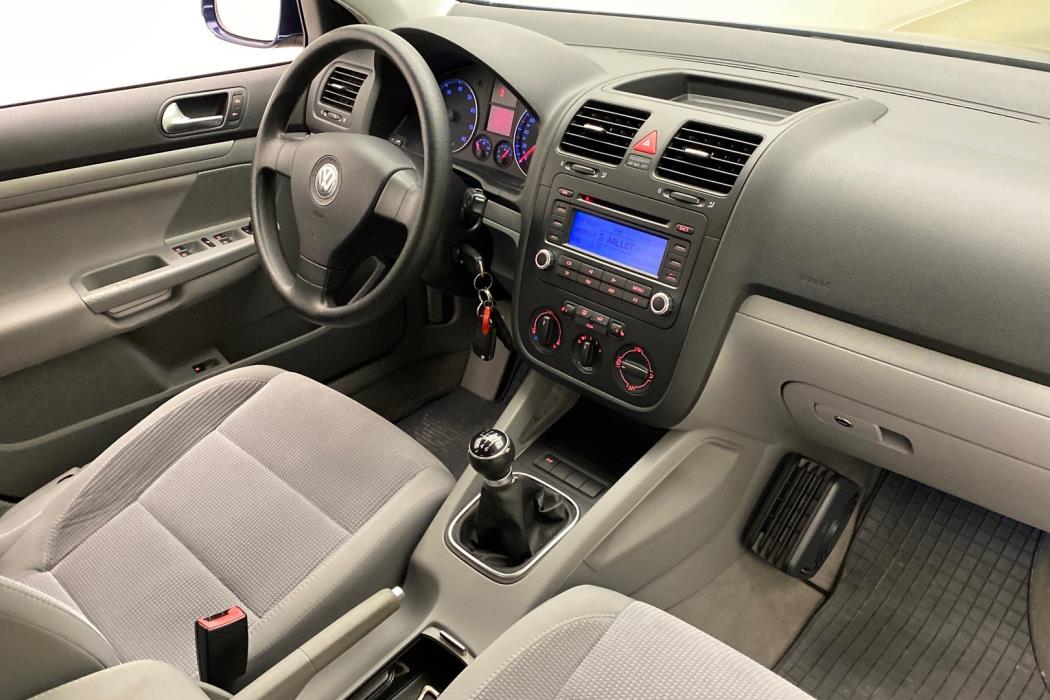 VOLKSWAGEN Jetta 2007