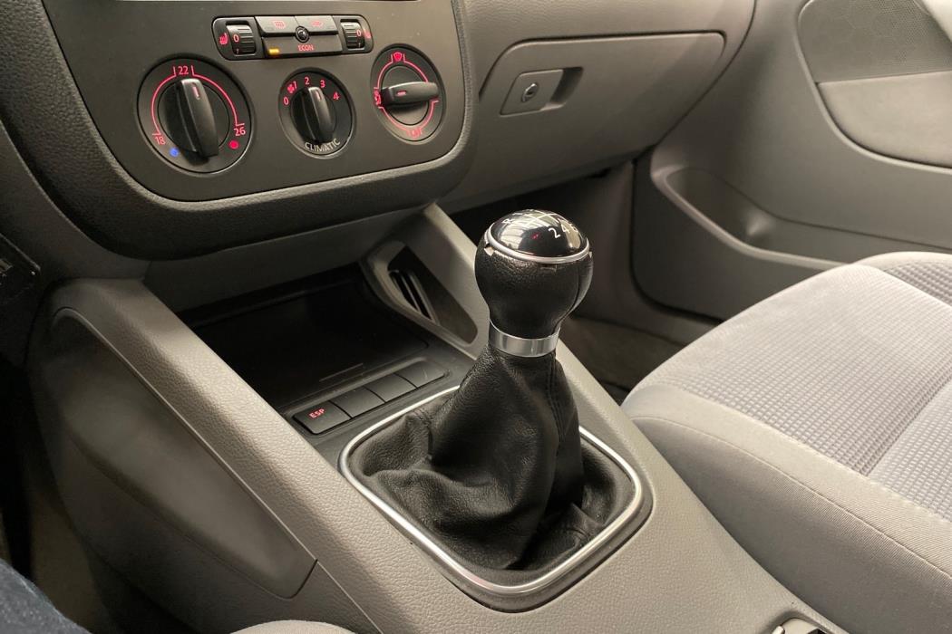 VOLKSWAGEN Jetta 2007