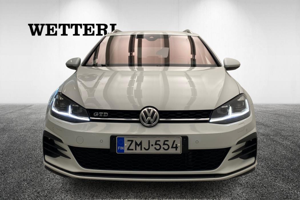 VOLKSWAGEN Golf 2018