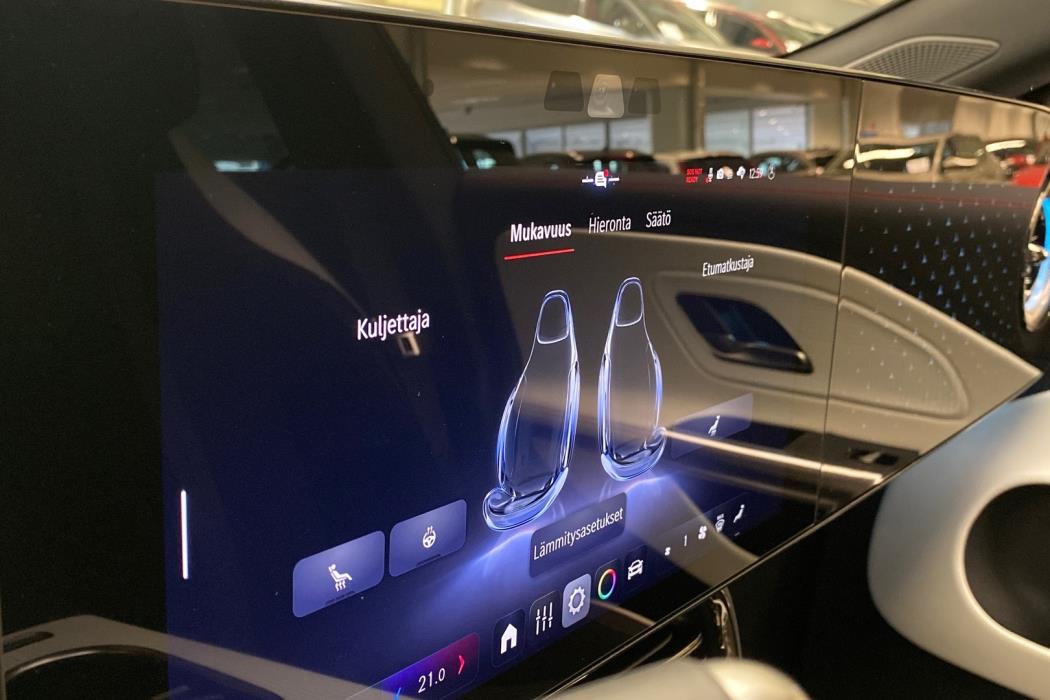 MERCEDES-BENZ CLA 2025