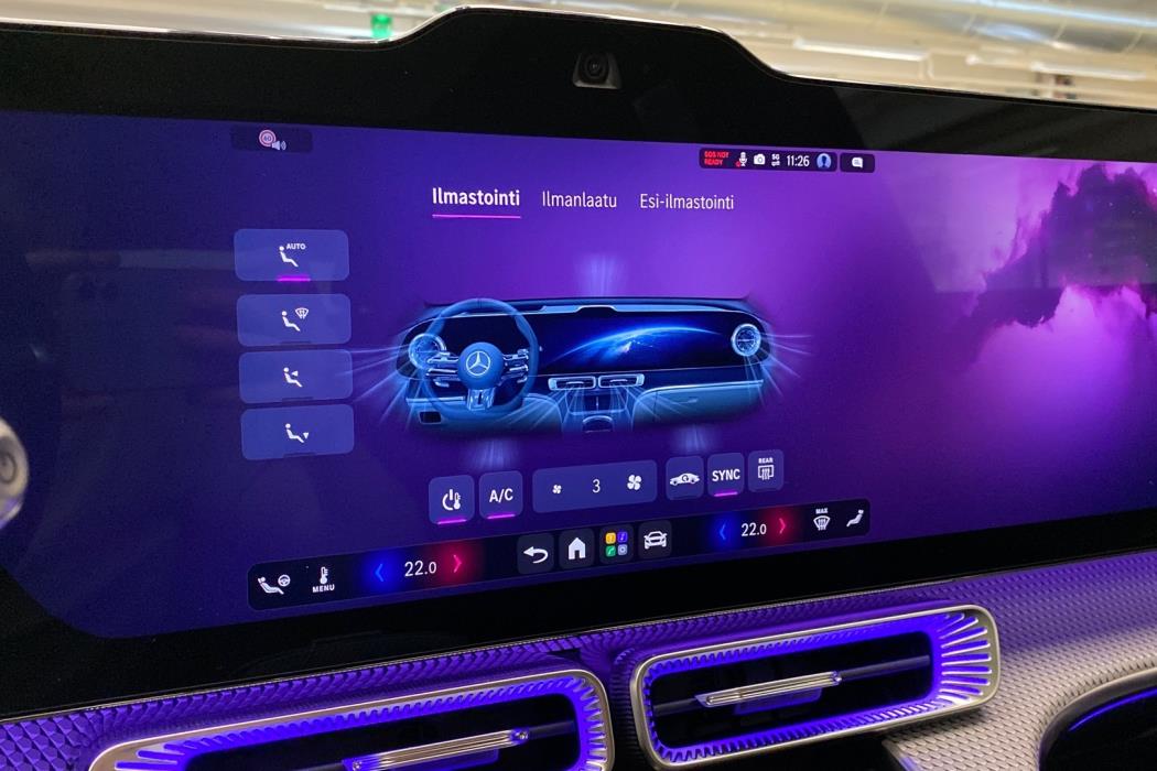 MERCEDES-BENZ GLC 2026