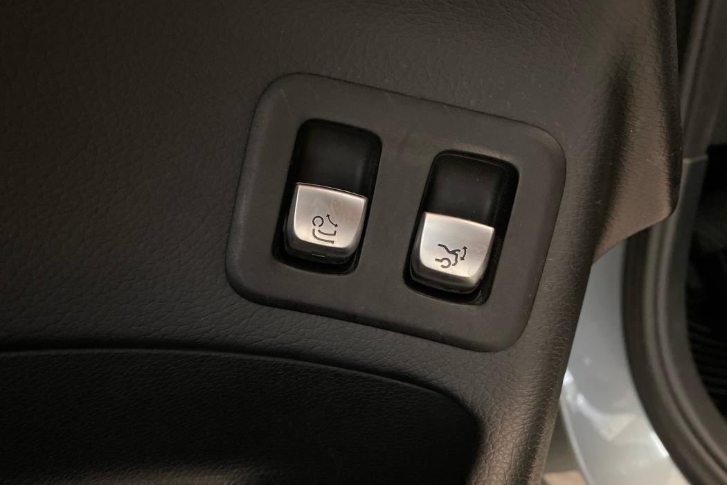 MERCEDES-BENZ GLC 2016