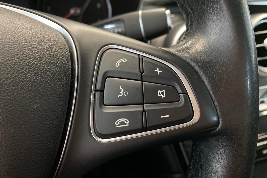 MERCEDES-BENZ GLC 2016