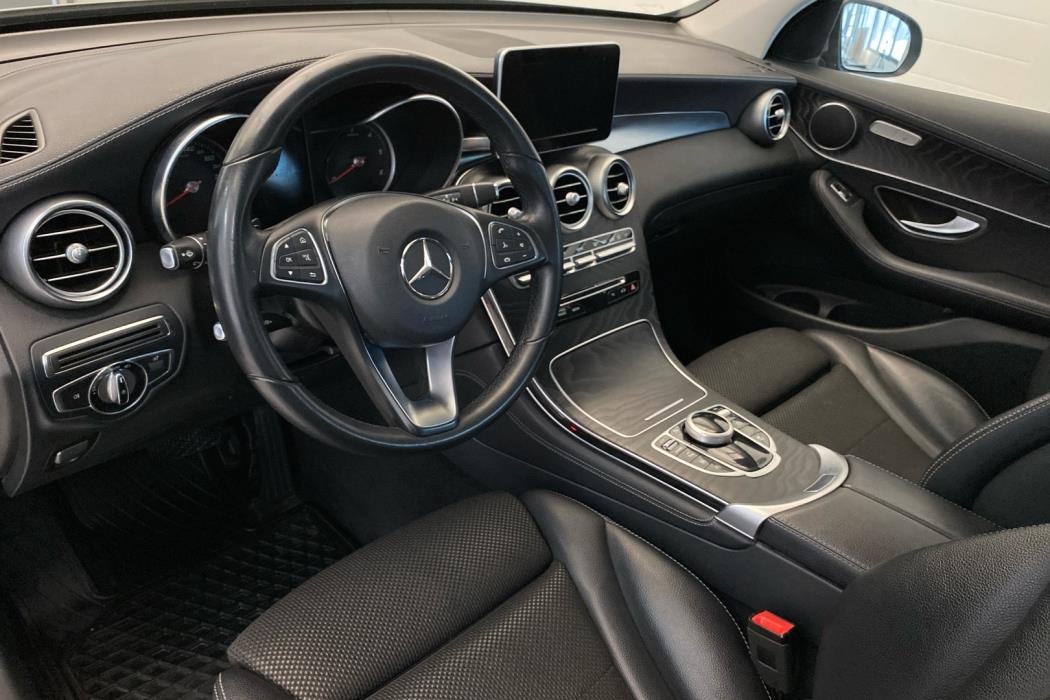 MERCEDES-BENZ GLC 2016