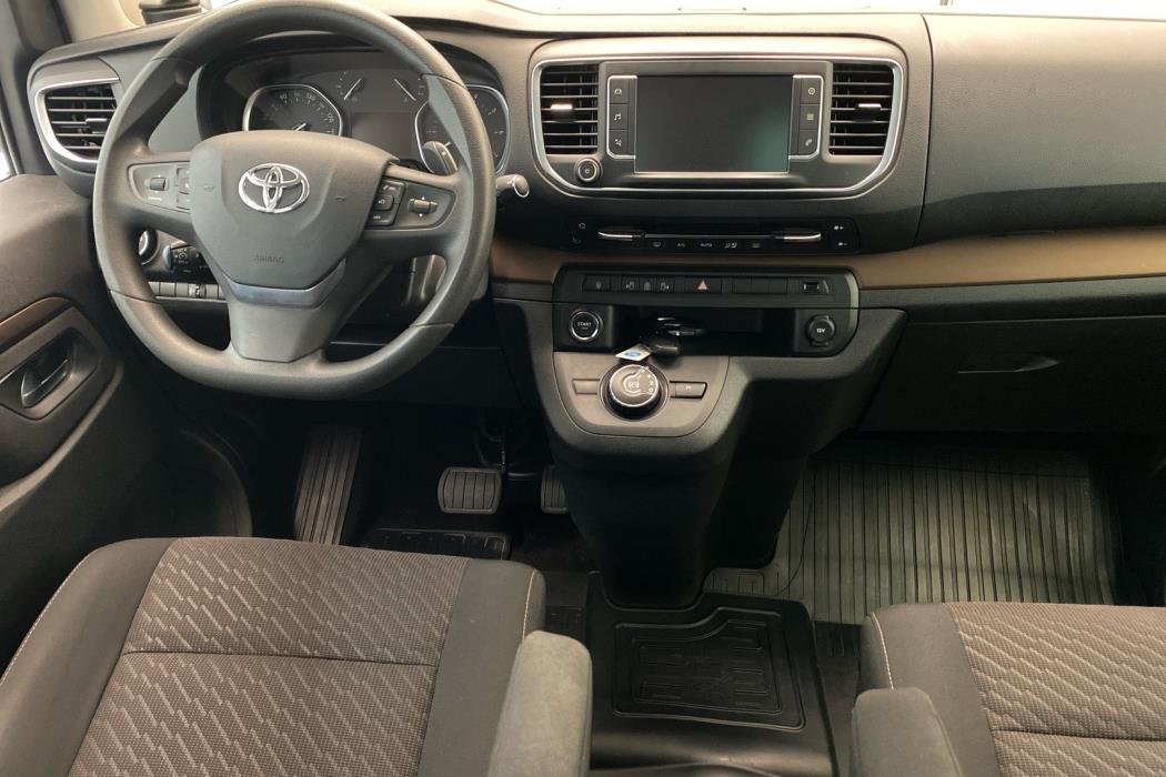TOYOTA Proace Verso 2018