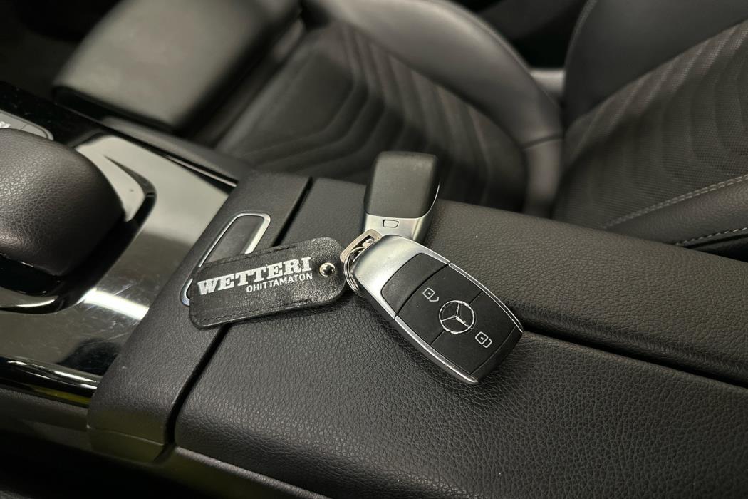 MERCEDES-BENZ A 2021