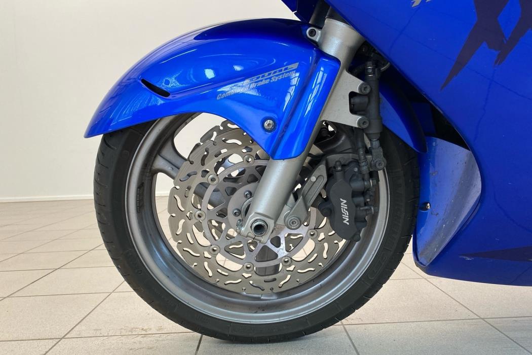 HONDA CBR 2005