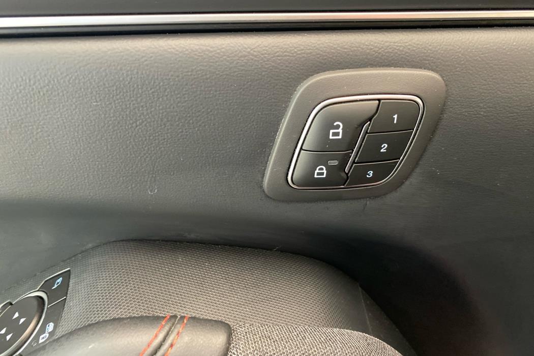 FORD Mustang Mach-E 2022