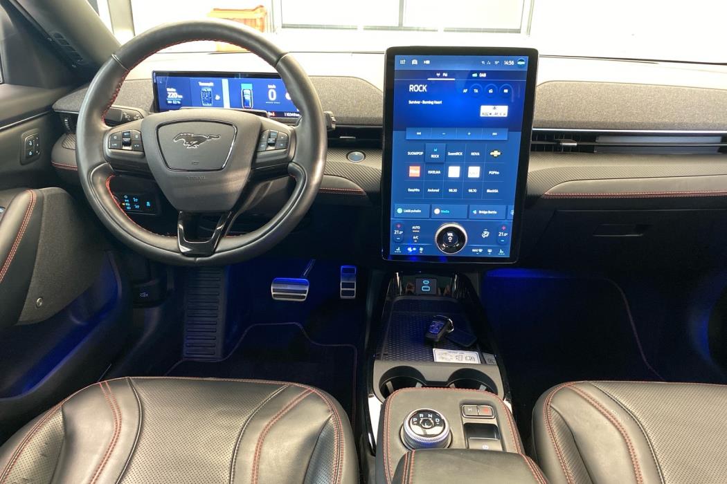 FORD Mustang Mach-E 2022