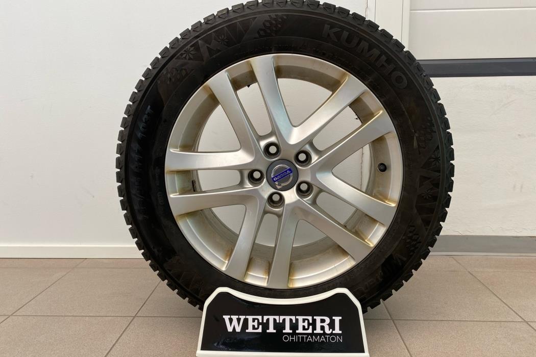 VOLVO XC70 2015