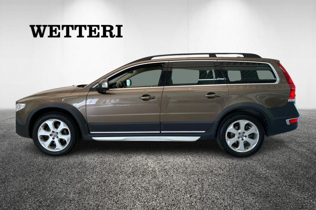 VOLVO XC70 2015