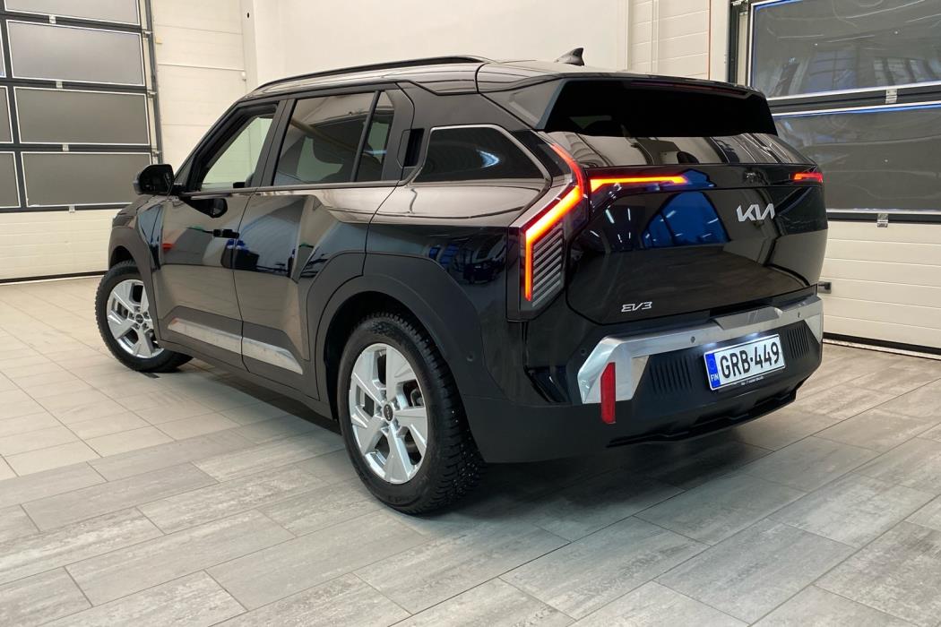 KIA EV3 2025