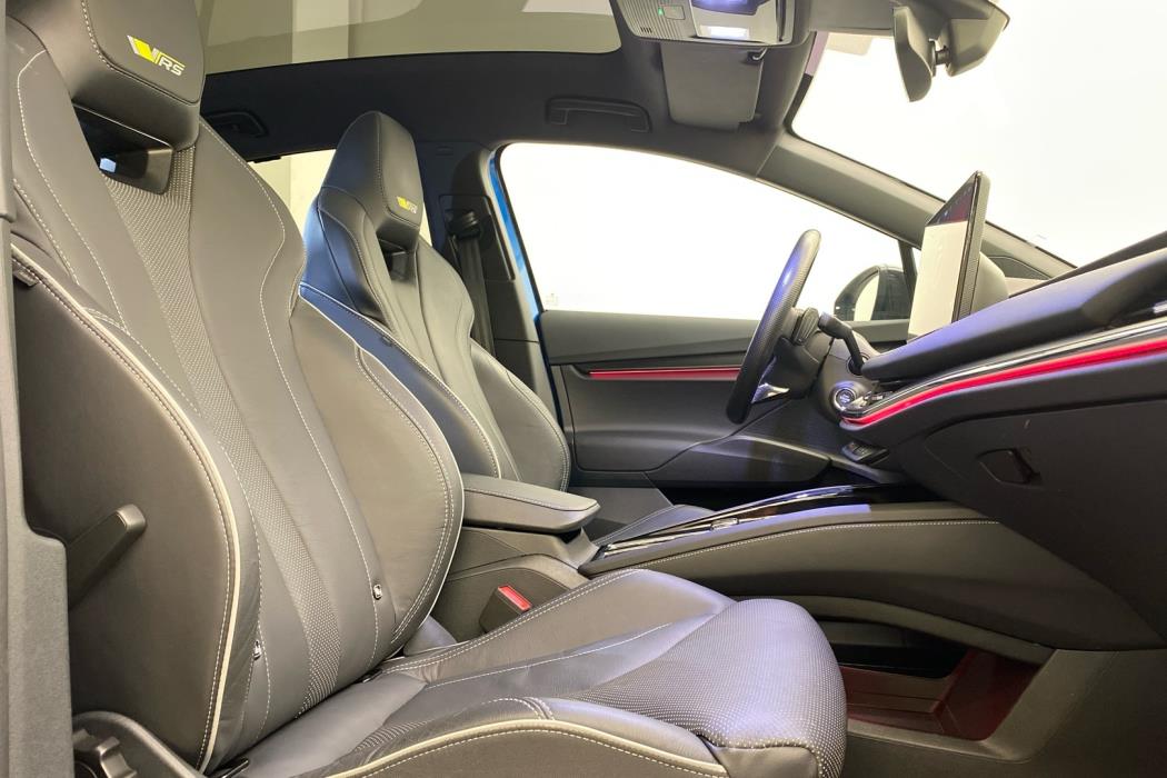 SKODA Enyaq 2023