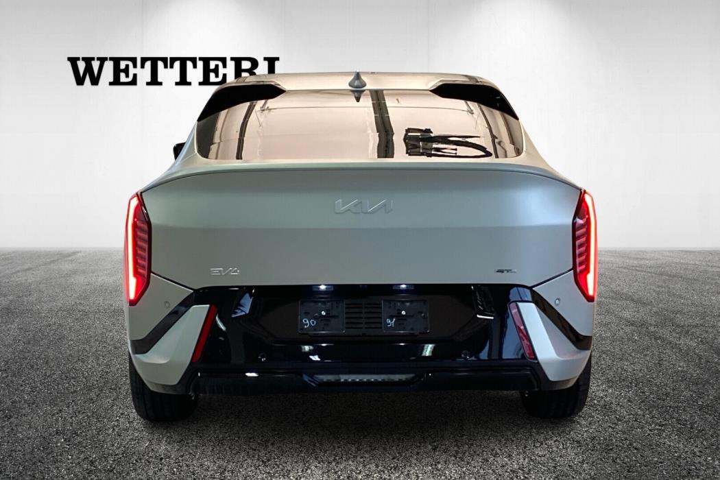 KIA EV4 2026